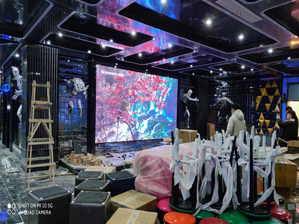 定陶室内P2.5全彩显示屏